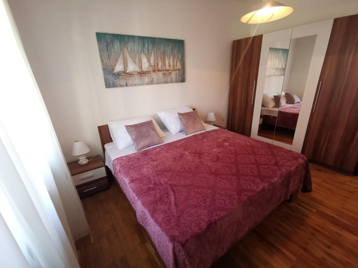 Apartments Mila Kaštela Eksteriør billede