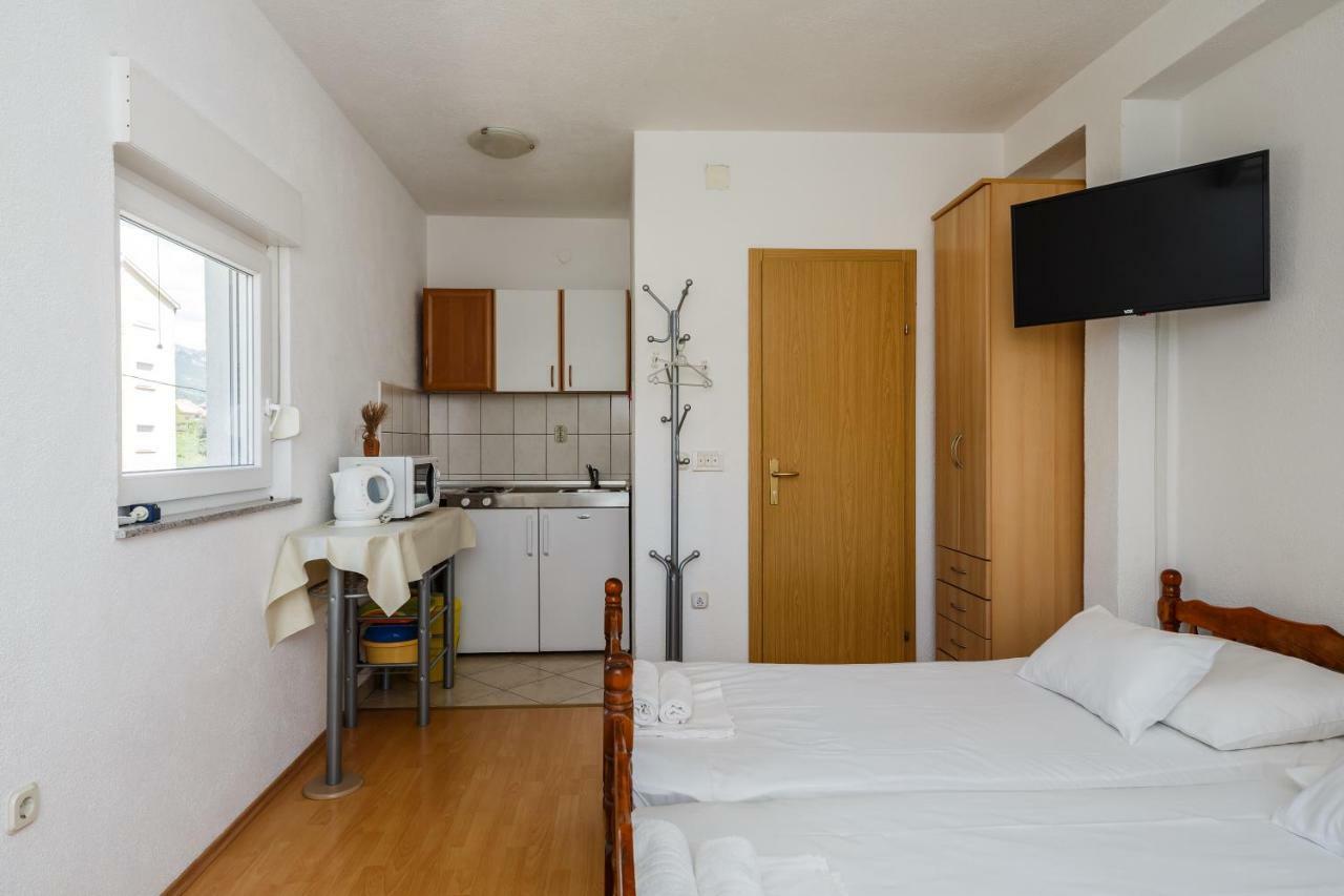 Apartments Mila Kaštela Eksteriør billede