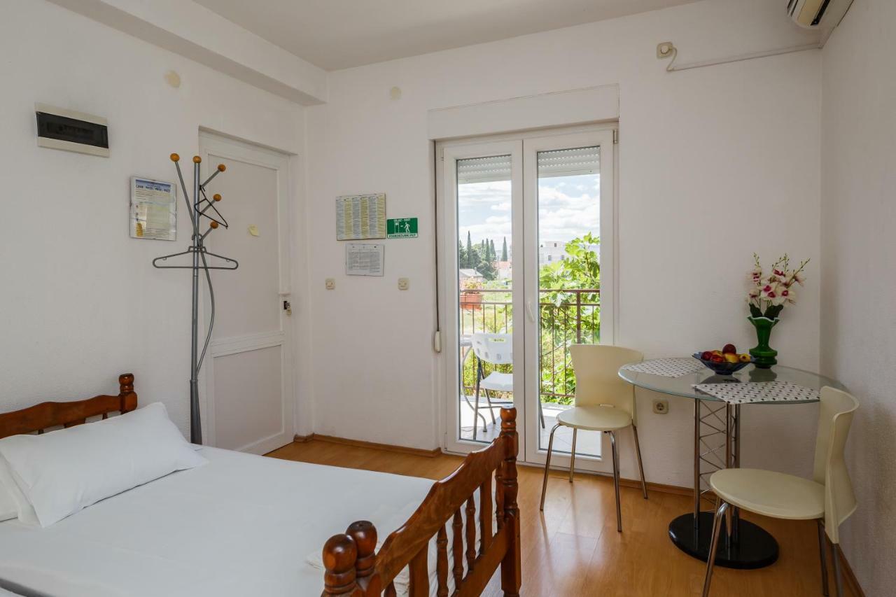 Apartments Mila Kaštela Eksteriør billede