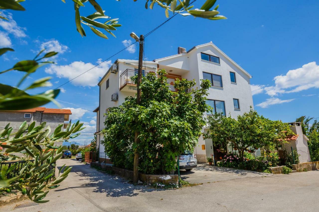 Apartments Mila Kaštela Eksteriør billede