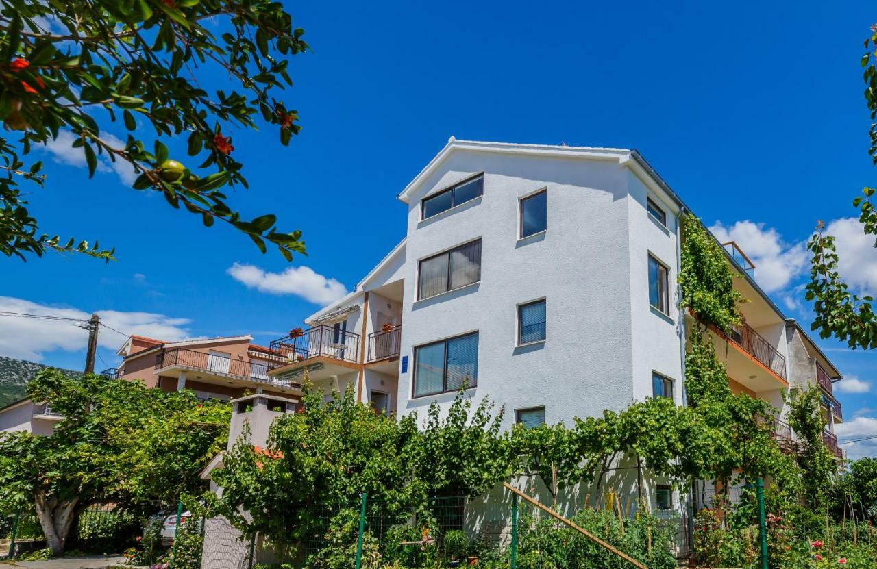 Apartments Mila Kaštela Eksteriør billede
